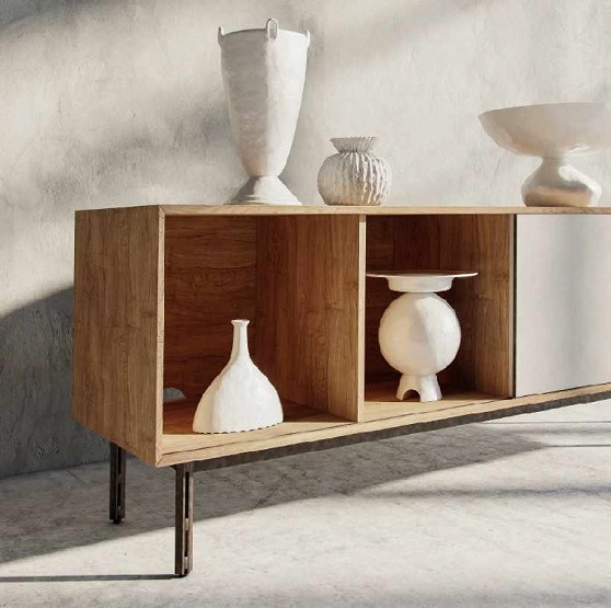 Cournot sideboard with decorative accessories from the collection